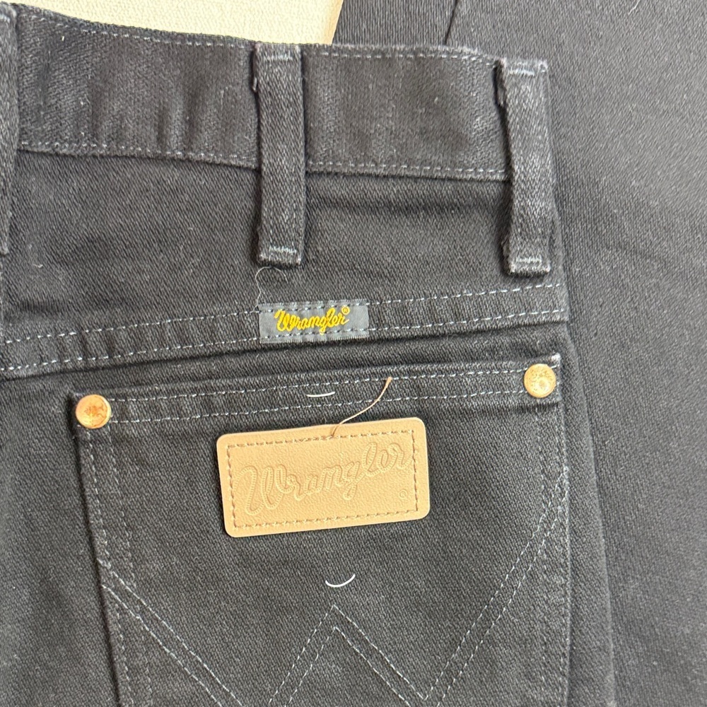 Wrangler Men's Slim Straight Jeans in Black with Tan Patch - Picture 2 of 9